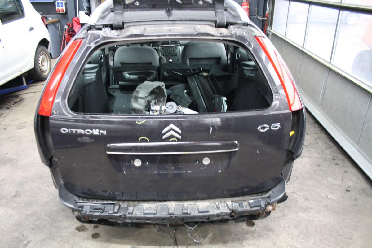 Citroen C5 Break orig Heckklappe ohne Scheibe EFB Schwarzkirsch met Bj 06